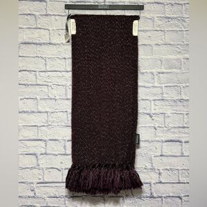 Badgley Mischka Home Fringe Throw 50" x 60” Maroon With Gold New With Flaws
